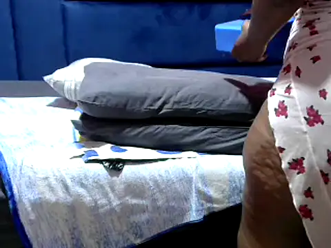 Snapshot of Lelety79 chatting on March 18, 12:47 pm Lelety79 online show from March 18, 12:47 pm