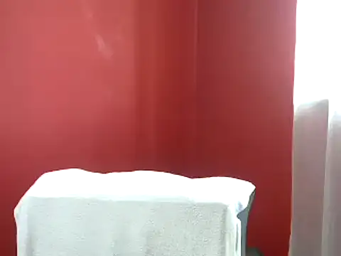 Snapshot of Lelety79 chatting on March 22, 8:18 am Lelety79 online show from March 22, 8:18 am