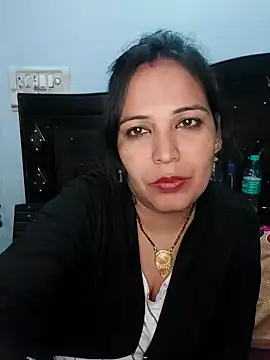 Snapshot of Poojabhabi101 chatting on December 14, 5:25 pm Poojabhabi101 online show from December 14, 5:25 pm