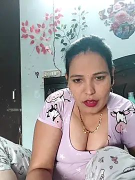 Snapshot of Poojabhabi101 chatting on November 29, 7:11 am Poojabhabi101 online show from November 29, 7:11 am