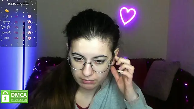 Aminabeatris online show from January 18, 6:28 am