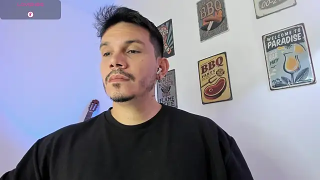 Snapshot of alejandro_stark chatting on February 26, 10:36 am alejandro stark online show from February 26, 10:36 am