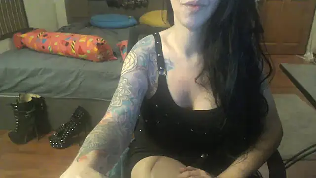 VenusX online show from September 18, 5:15 pm