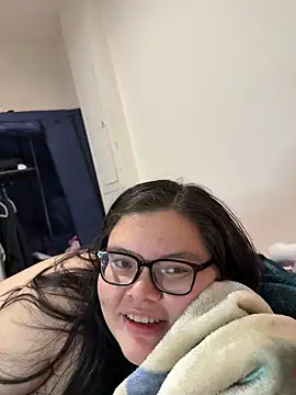 LiverandBrat77 online show from February 22, 3:40 am