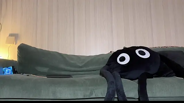 grandeeney online show from January 5, 9:15 am