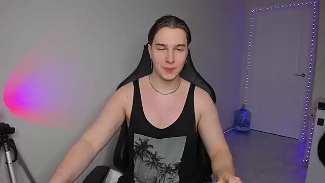 Vincent Strong online show from January 22, 10:29 am