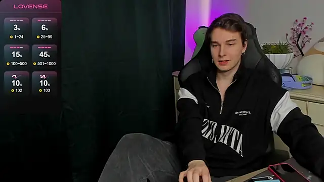 Vincent Strong online show from September 29, 12:54 pm