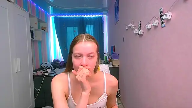   Aphrodita  wow   online show from March 22, 12:25 pm