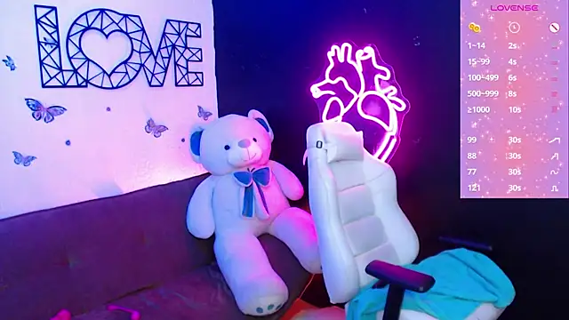 demyanderson  online show from January 25, 10:50 pm