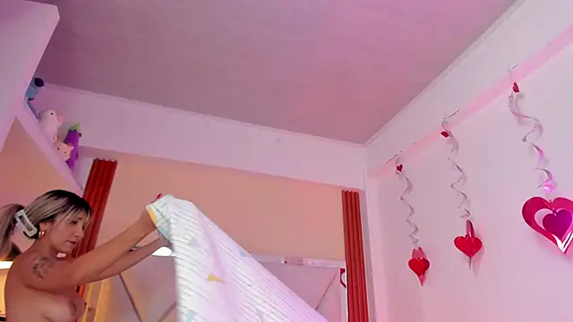 Happy tits online show from January 10, 9:42 pm