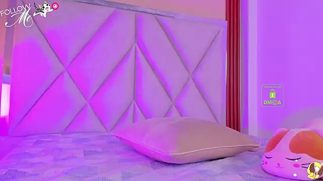 Happy tits online show from September 16, 7:04 pm