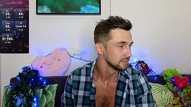 Snapshot of Promethe_us chatting on February 19, 12:44 pm Promethe us online show from February 19, 12:44 pm