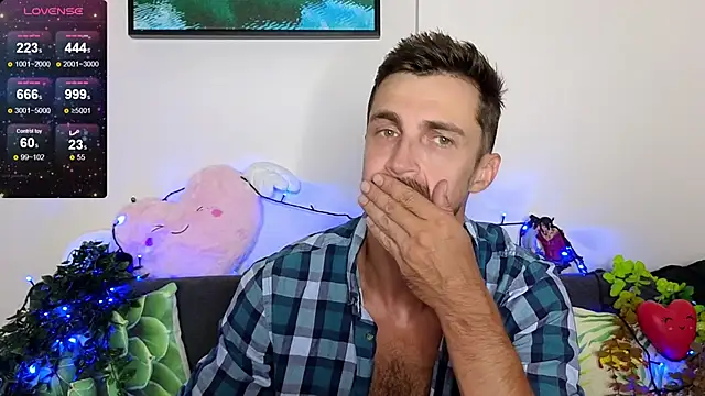 Snapshot of Promethe_us chatting on February 26, 3:08 pm Promethe us online show from February 26, 3:08 pm