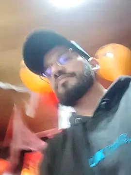 Snapshot of Andres_ramsey chatting on October 28, 1:09 am Andres ramsey online show from October 28, 1:09 am