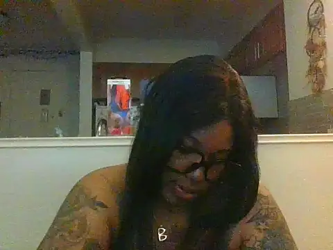 Snapshot of ShaBrimDaPornstar chatting on November 19, 6:19 pm ShaBrimDaPornstar online show from November 19, 6:19 pm