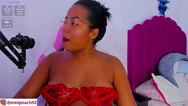 samanthaabloom online show from February 27, 3:28 am