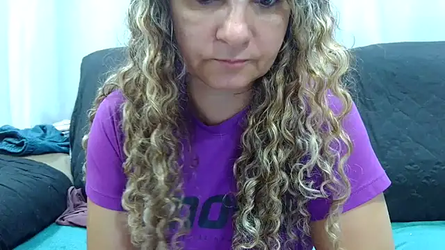 Snapshot of Kellynha_Sweet chatting on January 31, 4:36 am Kellynha Sweet online show from January 31, 4:36 am