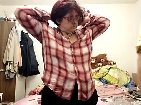 Snapshot of Samantha_Squirt@xh chatting on December 30, 5:13 pm Samantha Squirtxh online show from December 30, 5:13 pm