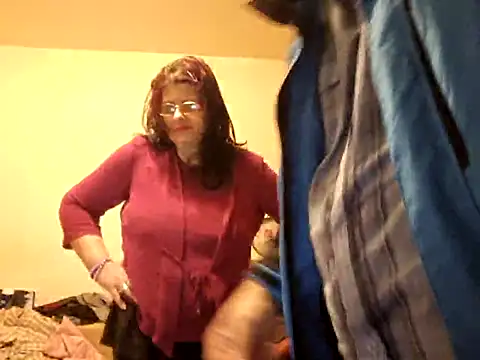 Snapshot of Samantha_Squirt@xh chatting on February 27, 8:53 pm Samantha Squirtxh online show from February 27, 8:53 pm