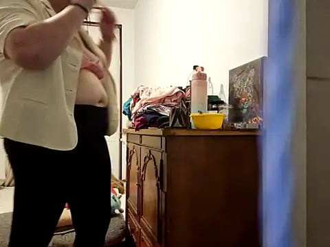 Snapshot of Samantha_Squirt@xh chatting on September 13, 12:43 am Samantha Squirtxh online show from September 13, 12:43 am