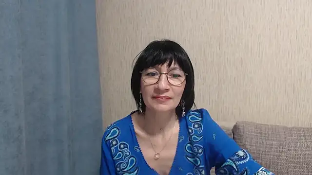 Erica95Bloom online show from February 13, 8:13 pm