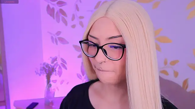 Misselektra   online show from September 10, 4:45 am