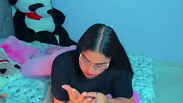 mabellfox online show from February 12, 1:27 pm