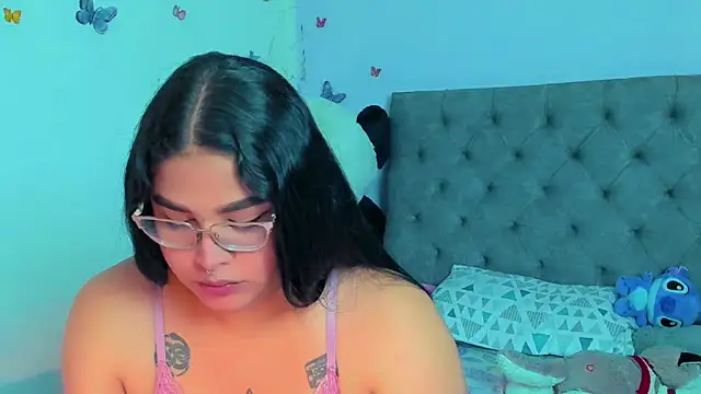 mabellfox online show from March 14, 7:01 pm