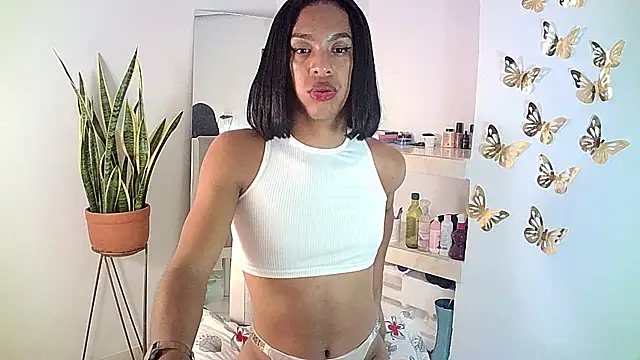 carmen14 online show from February 25, 7:25 pm