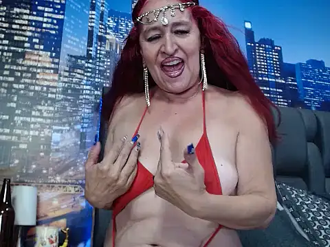 Lucy mature8 online show from September 28, 10:15 pm