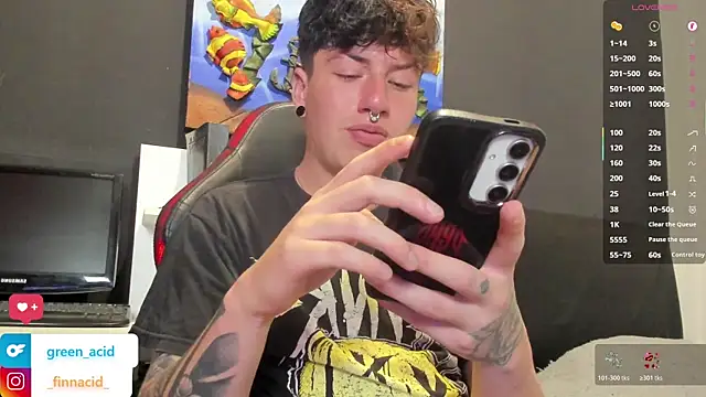 Green acid01 online show from April 24, 7:27 pm