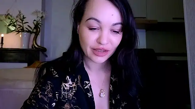 Lilie romeo online show from December 23, 4:50 pm