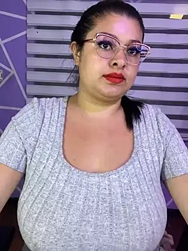 MiiaaJoness online show from April 22, 3:57 pm