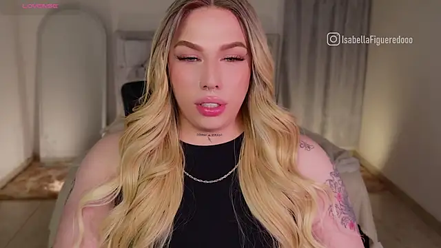 Snapshot of IsabellaFigueredo__ chatting on January 16, 8:22 am IsabellaFigueredo   online show from January 16, 8:22 am
