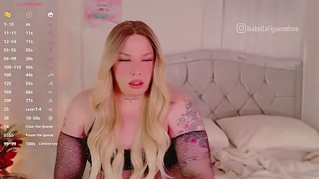 Snapshot of IsabellaFigueredo__ chatting on February 3, 4:04 am IsabellaFigueredo   online show from February 3, 4:04 am
