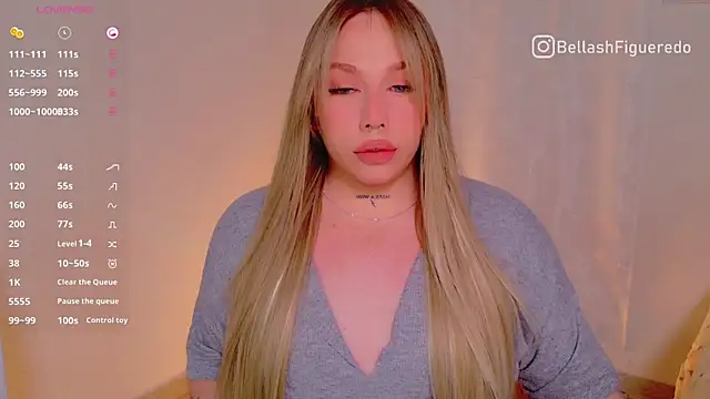 Snapshot of IsabellaFigueredo__ chatting on February 5, 11:23 am IsabellaFigueredo   online show from February 5, 11:23 am