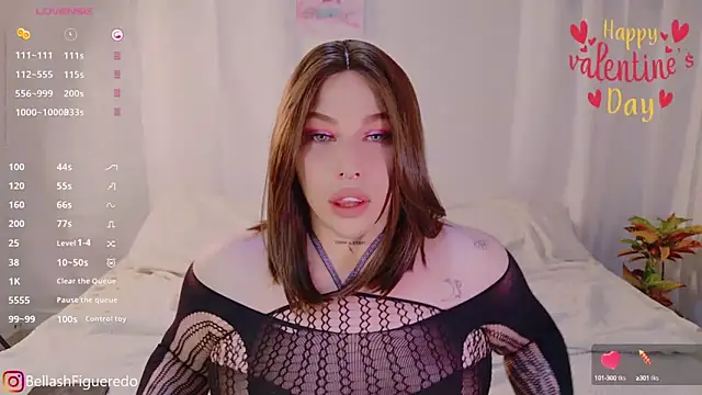 Snapshot of IsabellaFigueredo__ chatting on February 15, 1:31 am IsabellaFigueredo   online show from February 15, 1:31 am