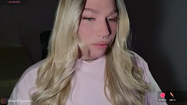 Snapshot of IsabellaFigueredo__ chatting on October 14, 1:06 am IsabellaFigueredo   online show from October 14, 1:06 am