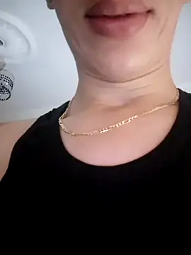 MiroKari2 online show from October 8, 10:29 pm