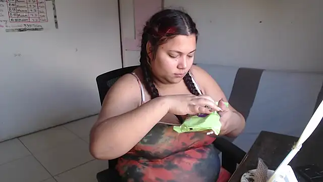 girl milk2 online show from December 21, 5:09 pm