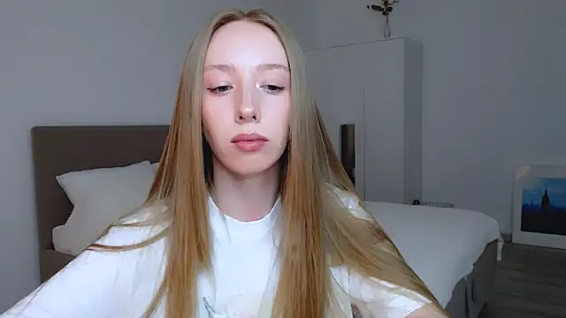 Luna insniity online show from January 25, 10:50 pm