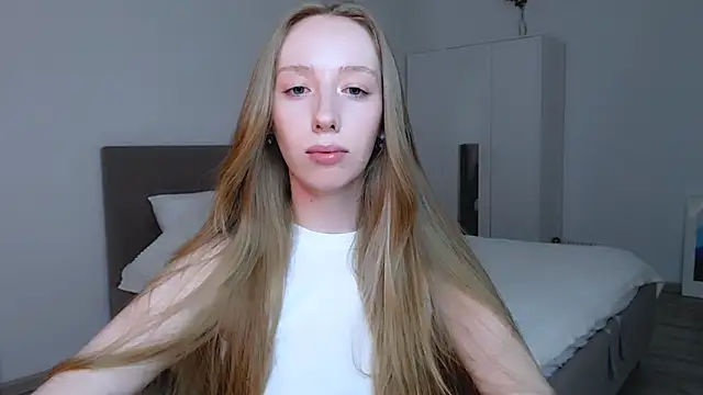 Luna insniity online show from March 14, 1:59 am