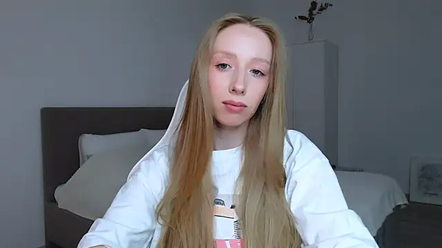 Luna insniity online show from October 12, 9:03 pm