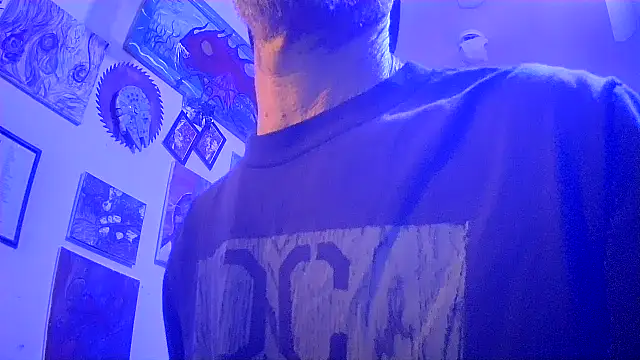 Snapshot of druetrue chatting on October 24, 3:08 pm druetrue online show from October 24, 3:08 pm