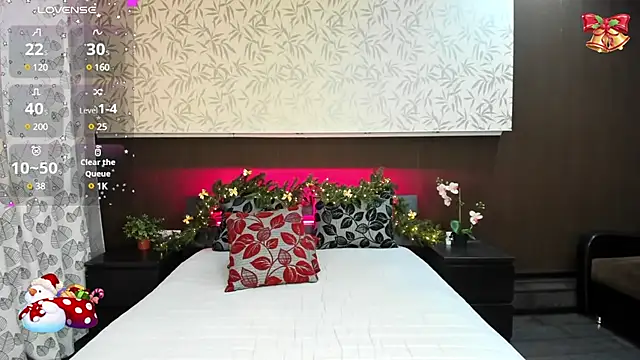 Donna Evans online show from December 20, 10:00 pm