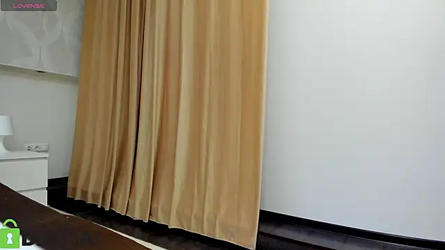 Donna Evans online show from September 24, 12:03 am