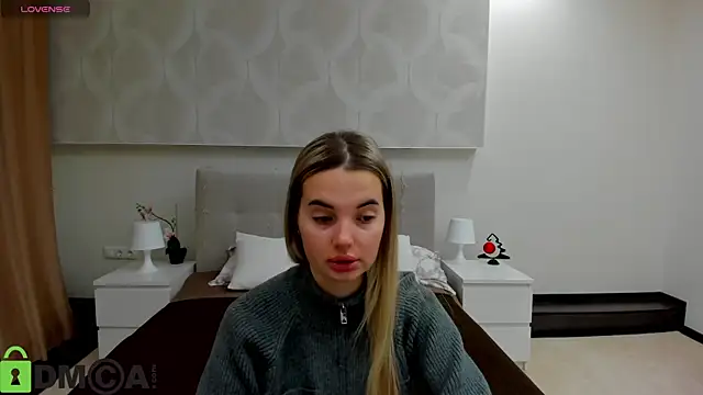 Donna Evans online show from January 7, 11:51 pm