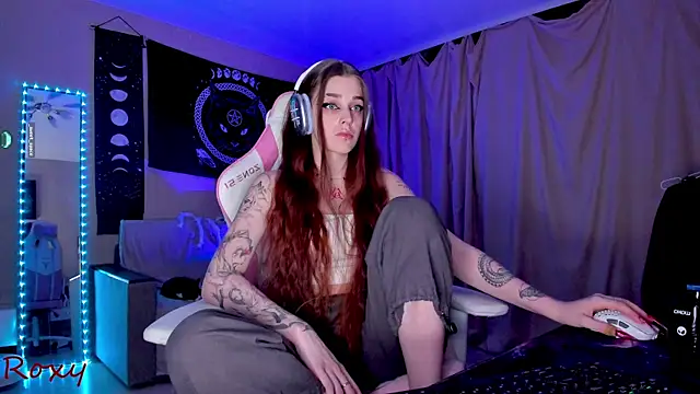 wet dream  online show from January 30, 1:33 am