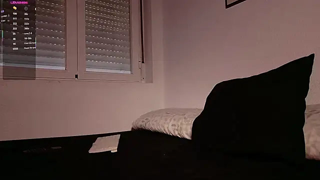 mrj99219 online show from April 18, 6:06 am