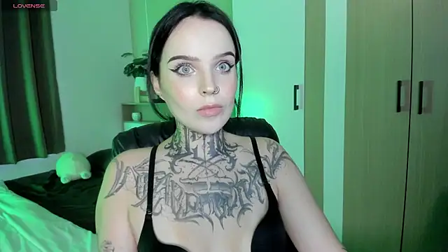 Snapshot of ATOMIC-KETCHUP chatting on February 19, 11:06 am ATOMIC-KETCHUP online show from February 19, 11:06 am